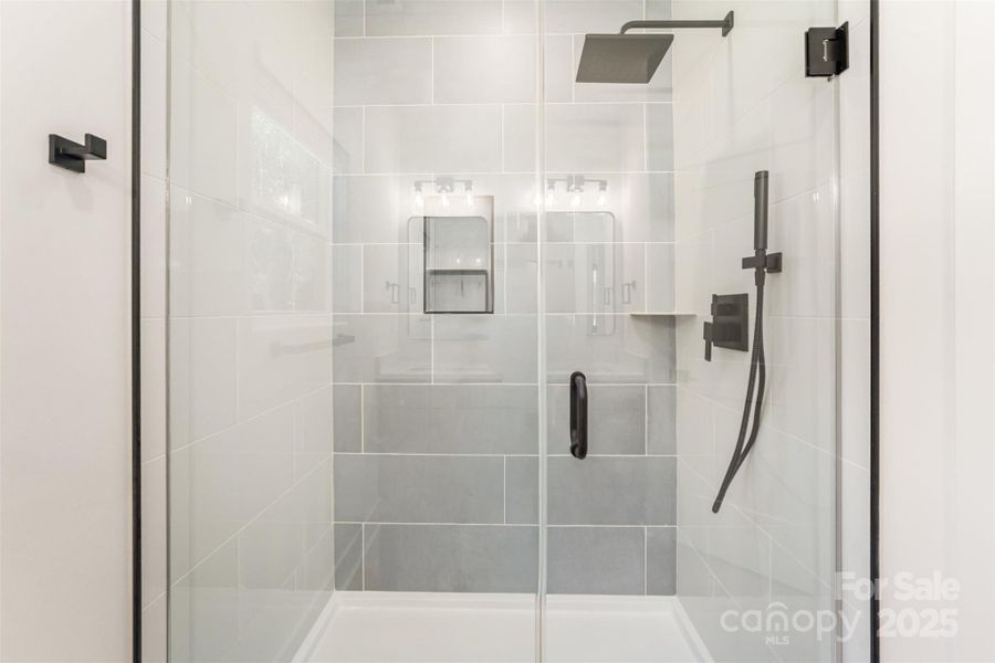 Image 33 of a home in . Image 33 of a home in .