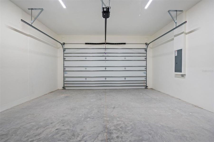 Spacious, unfurnished interior of a new home in , North Port (Image 44).