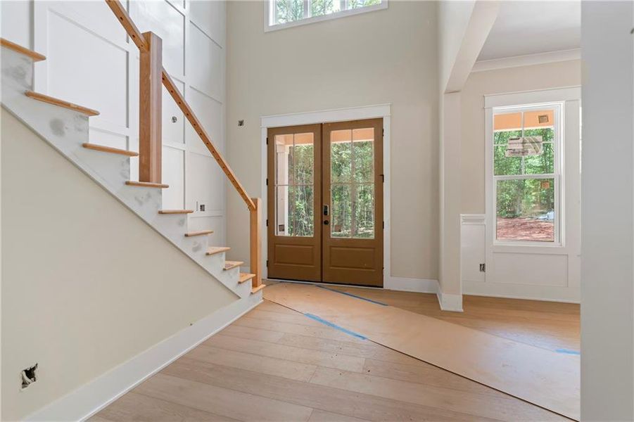 Spacious, unfurnished interior of a new home in , Bishop (Image 26).