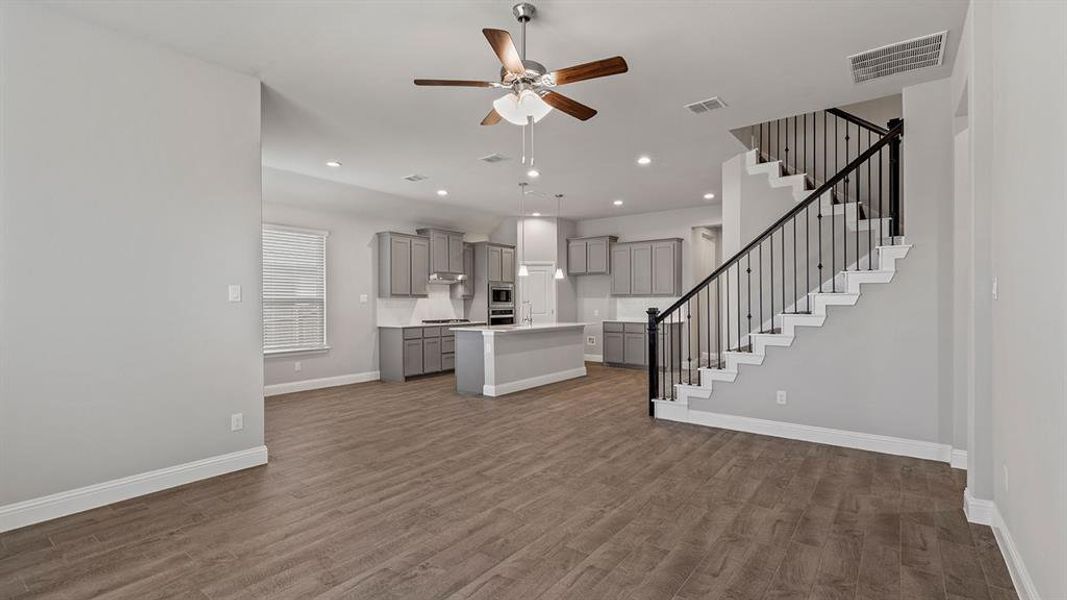 Spacious, unfurnished interior of a new home in Morningstar, Aledo (Image 28).