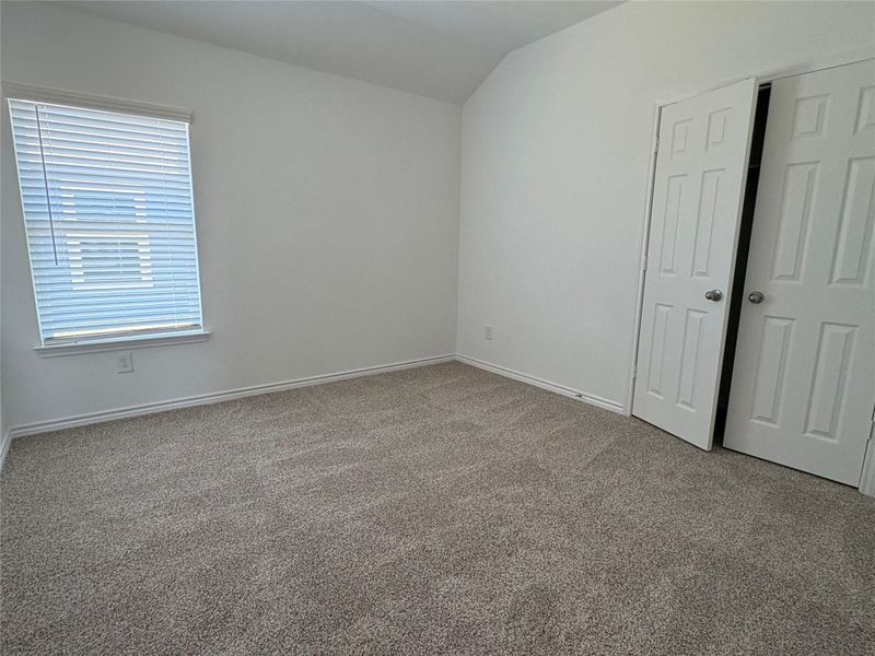 Spacious, unfurnished interior of a new home in , Conroe (Image 7).