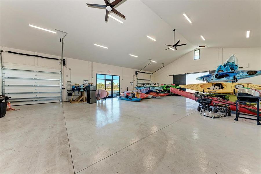 Community amenities in , Sarasota (Image 52).