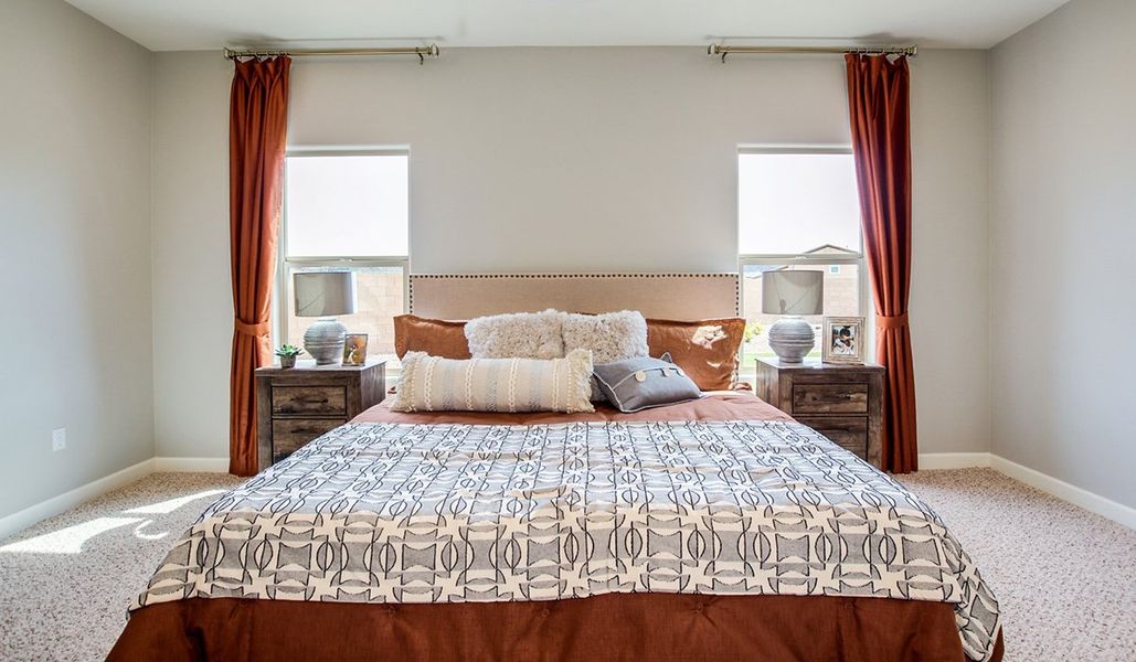 Furnished interior view inside a new home in Sycamore Vista, Vail (Image 20).