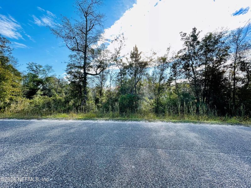 Natural landscape and outdoor views near in Hilliard (Image 3). Natural landscape and outdoor views near in Hilliard (Image 3).
