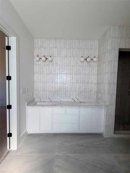 Image 42 of a home in .