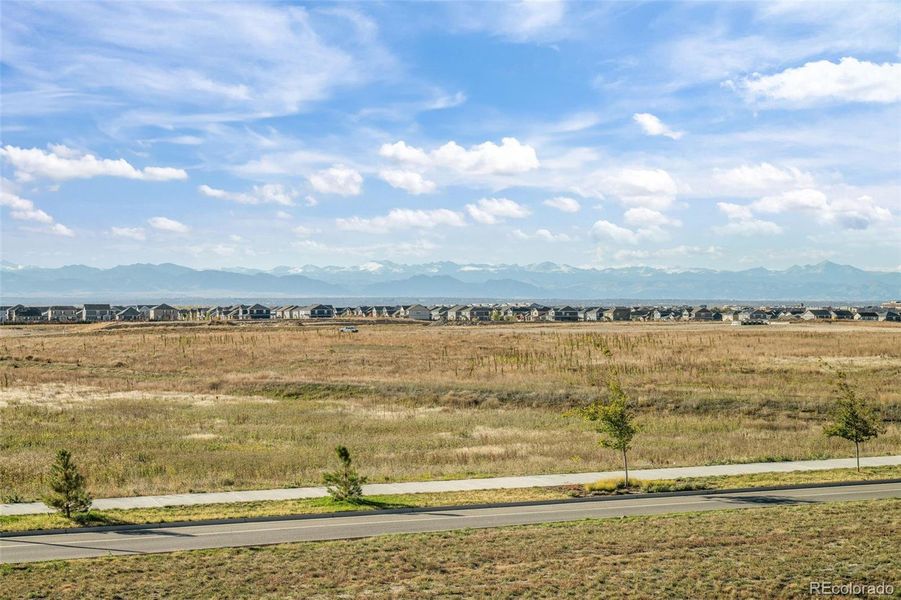 Natural landscape and outdoor views near Painted Prairie in Aurora (Image 38). Natural landscape and outdoor views near Painted Prairie in Aurora (Image 38).