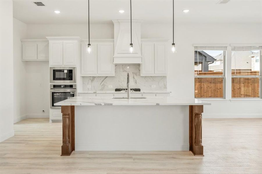 Furnished interior view inside a new home in Terracina, Rockwall (Image 8). Furnished interior view inside a new home in Terracina, Rockwall (Image 8).