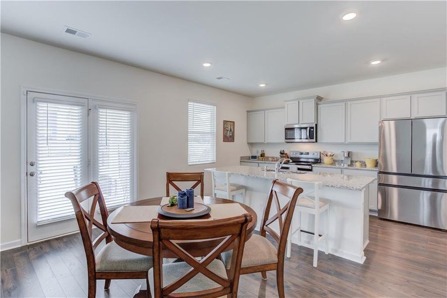 Furnished interior view inside a new home in Twin Lakes, Hoschton (Image 9).
