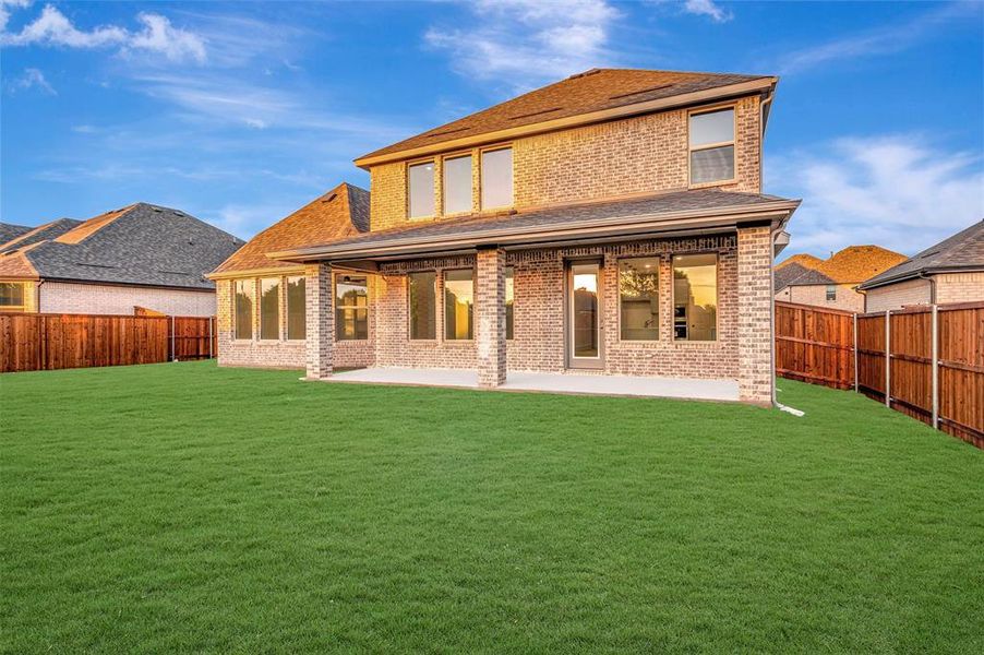 Exterior details and patio area of a home in Lilyana, Celina (Image 19).