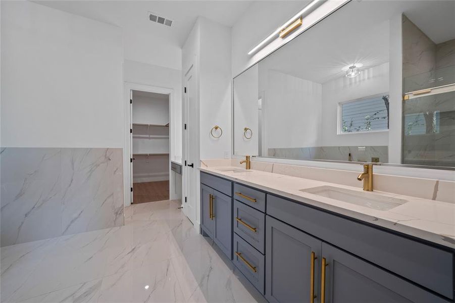 Furnished interior view inside a new home in , Dallas (Image 7). Furnished interior view inside a new home in , Dallas (Image 7).