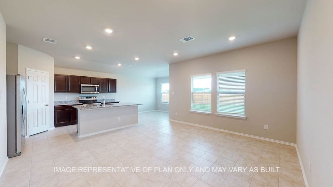 Representative unfurnished interior of a home built from the Bellvue by D.R. Horton in Reynolds Crossing, Killeen (Image 15).