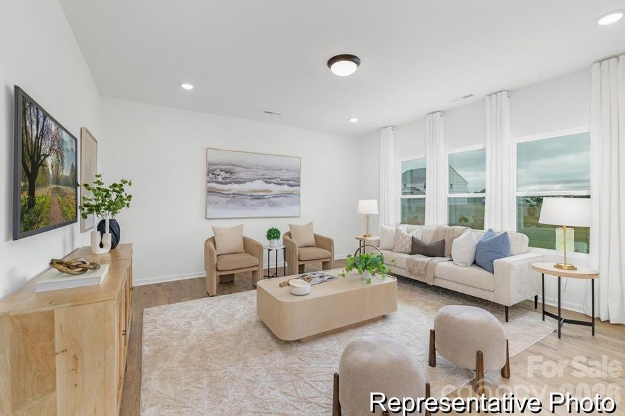 Furnished interior view inside a new home in , Red Cross (Image 7).