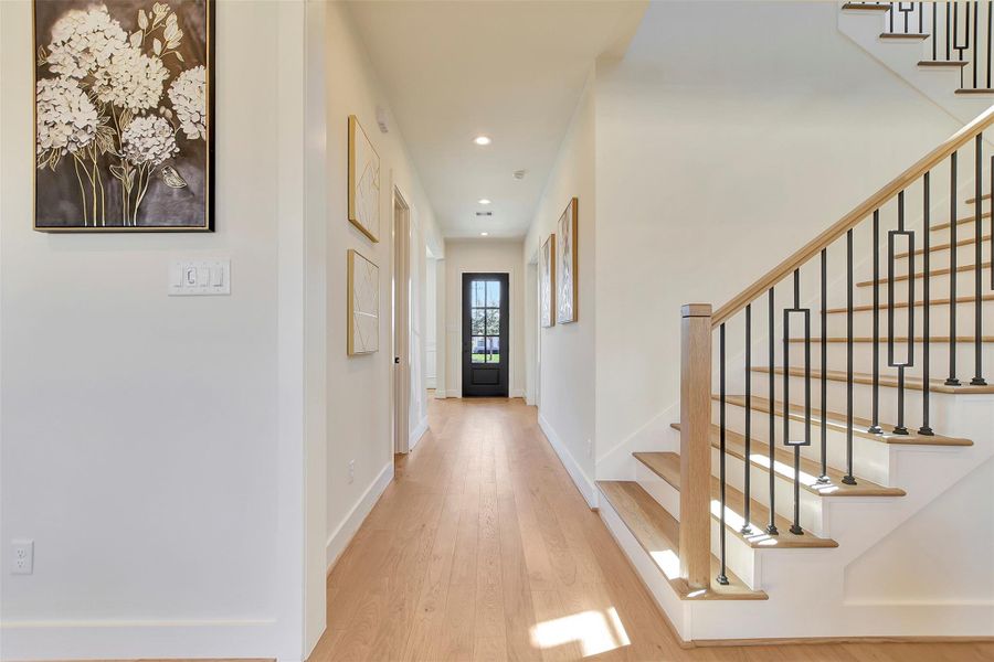 Spacious, unfurnished interior of a new home in , Houston (Image 21).