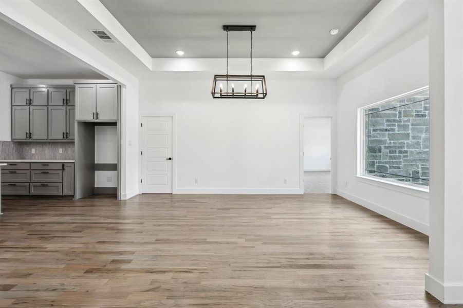 Spacious, unfurnished interior of a new home in , Dallas (Image 24).
