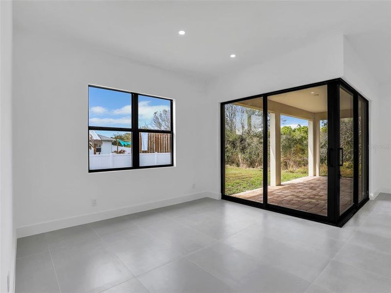 Spacious, unfurnished interior of a new home in , Port Charlotte (Image 21).