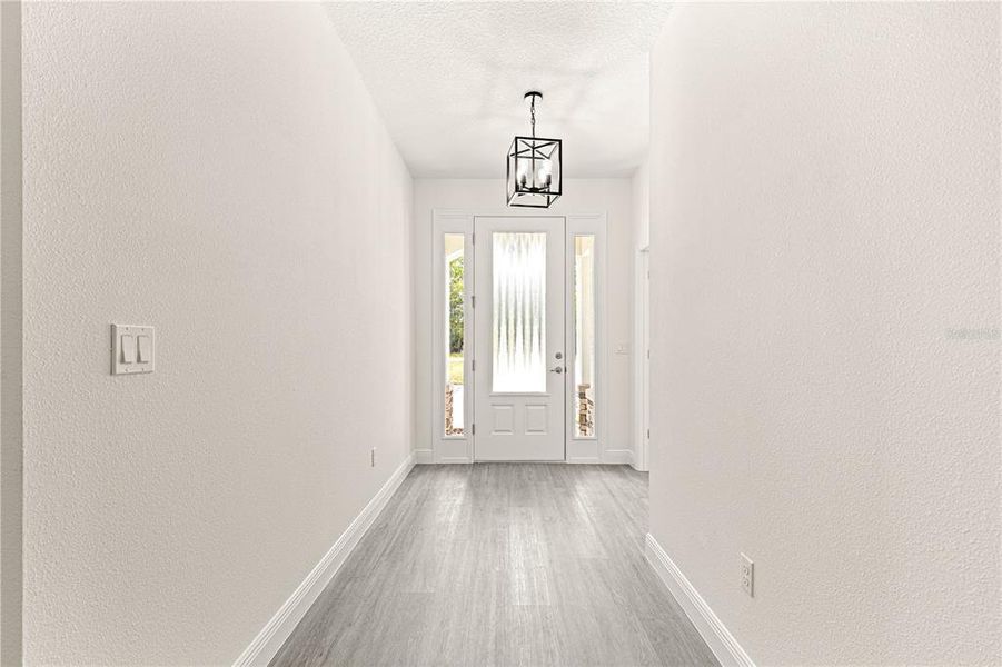 Spacious, unfurnished interior of a new home in , Dunnellon (Image 21).