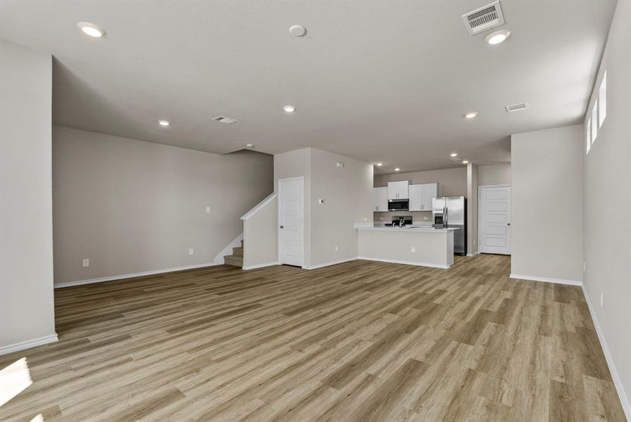 Spacious, unfurnished interior of a new home in , Fort Worth (Image 17).