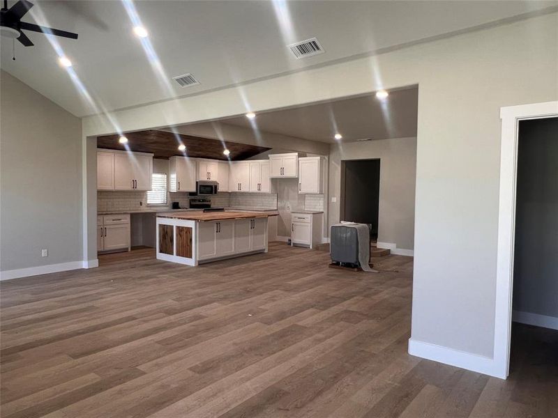 Image 20 of a home in .