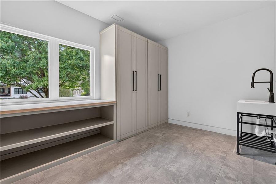 Image 92 of a home in .