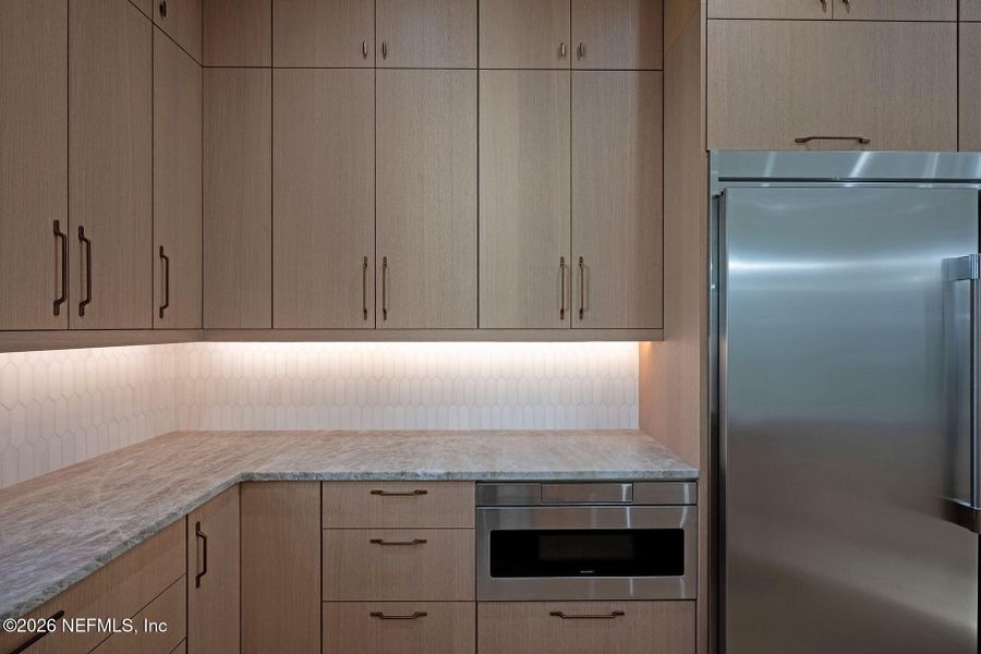 Close-up of interior finishes inside a home in , Jacksonville (Image 21).