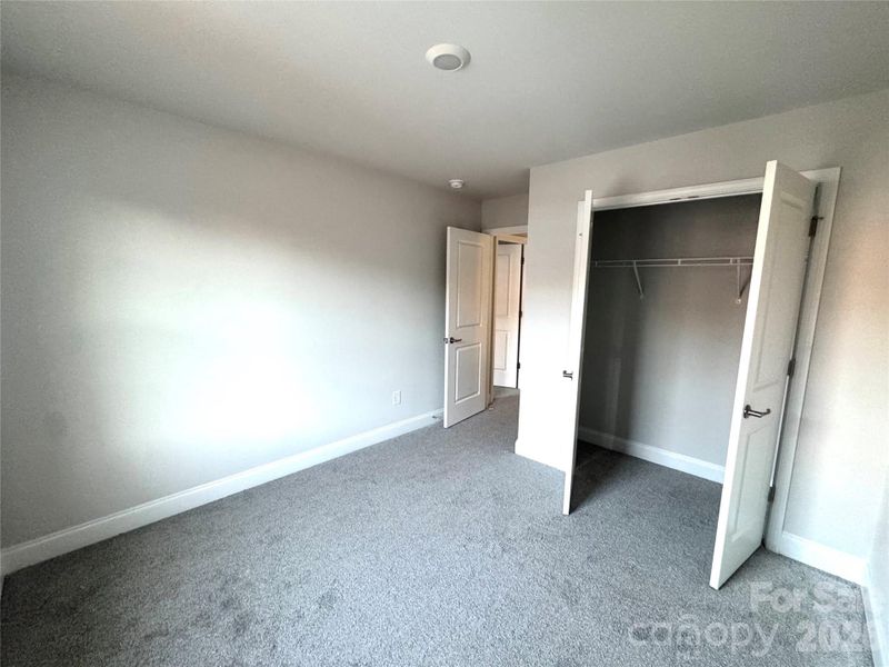 Spacious, unfurnished interior of a new home in Village at Parkside, Gastonia (Image 14).