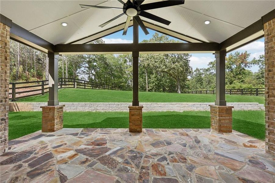 Exterior details and patio area of a home in , Lawrenceville (Image 4).