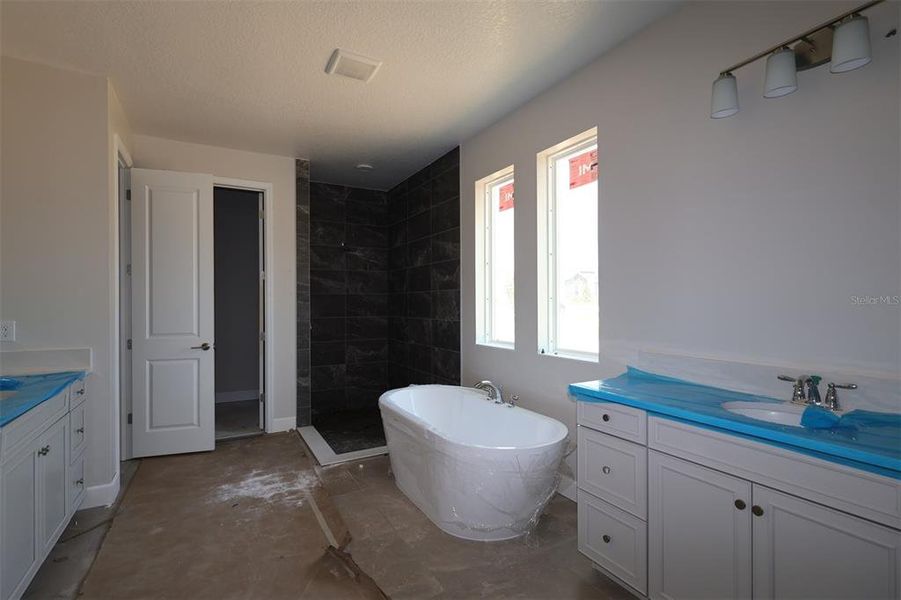 In-progress construction of a new home in Wolf Lake Ranch, Apopka, FL (Image 6).