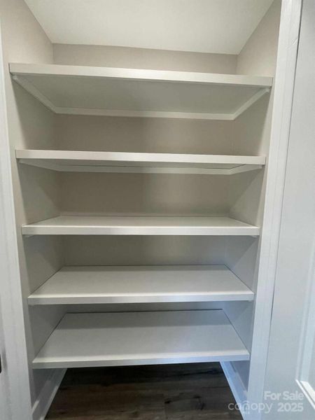 Image 21 of a home in .