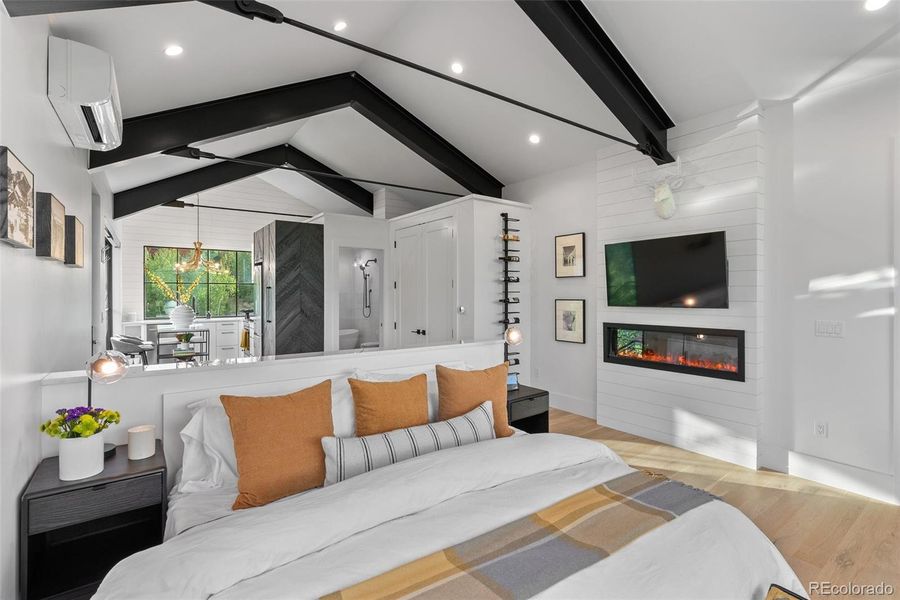 Furnished interior view inside a new home in , Winter Park (Image 31).