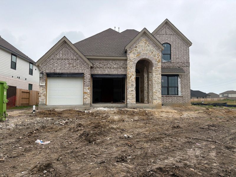In-progress construction of a new home in Blue Heron Estates, Mont Belvieu, TX (Image 3).