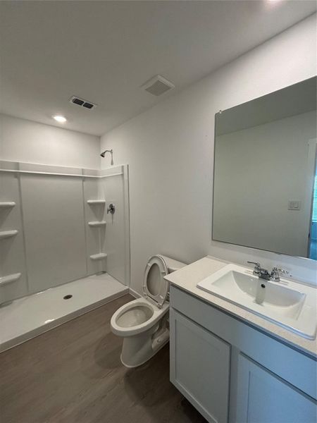 Furnished interior view inside a new home in Anniston, Katy (Image 5).