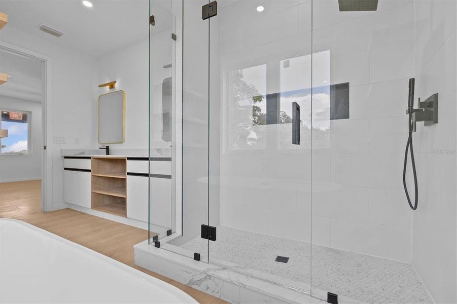 Furnished interior view inside a new home in , Clearwater (Image 3).