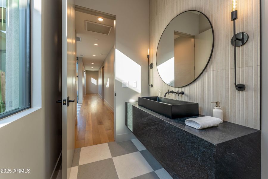 Powder room Powder room