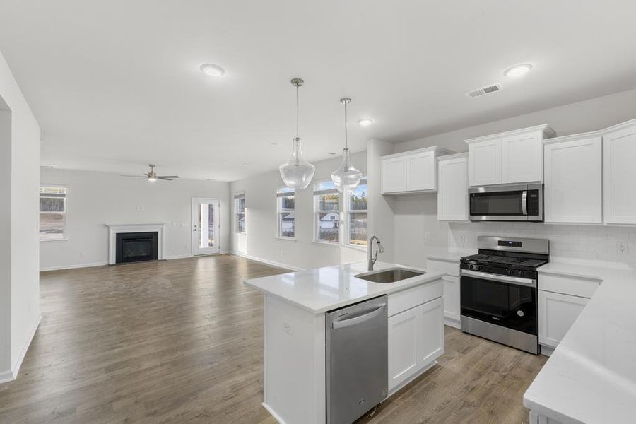 Representative furnished interior of a home built from the Nile by Veranda Homes in Heritage Bay, Sumter (Image 4).