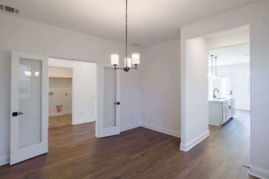Spacious, unfurnished interior of a new home in Goodland, Midlothian (Image 23).