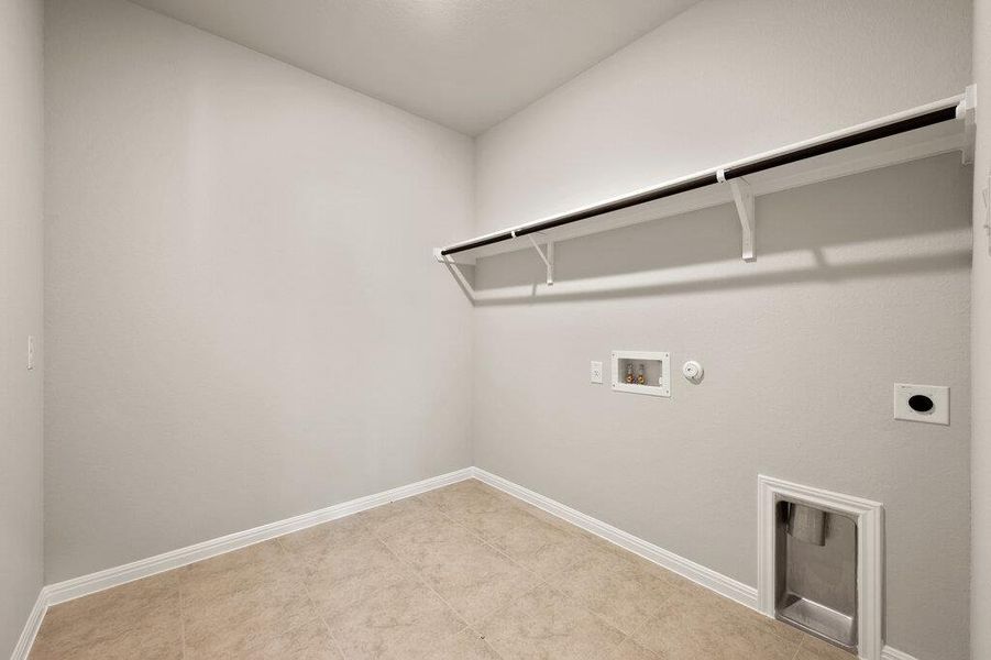 Spacious, unfurnished interior of a new home in Patterson Ranch, Georgetown (Image 28). Spacious, unfurnished interior of a new home in Patterson Ranch, Georgetown (Image 28).