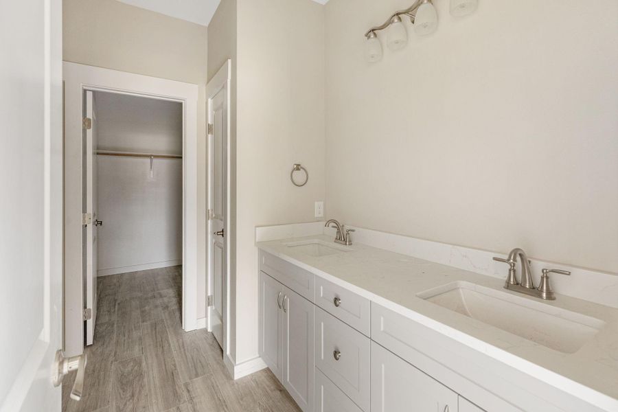 Furnished interior view inside a new home in , Bryan (Image 15).