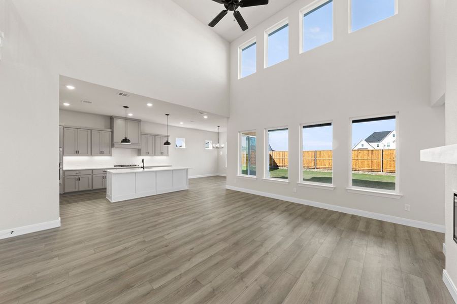 Spacious, unfurnished interior of a new home in Wildflower Ranch, Justin (Image 15).