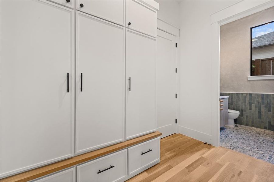 Spacious, unfurnished interior of a new home in , Dallas (Image 23).