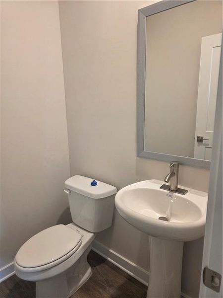 Furnished interior view inside a new home in Creekbend Overlook, South Fulton (Image 5). Furnished interior view inside a new home in Creekbend Overlook, South Fulton (Image 5).