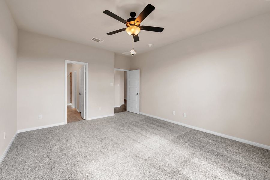 Representative unfurnished interior of a home built from the The 1651 by Stylecraft Builders in Arroyo Ranch, Seguin (Image 10). Representative unfurnished interior of a home built from the The 1651 by Stylecraft Builders in Arroyo Ranch, Seguin (Image 10).