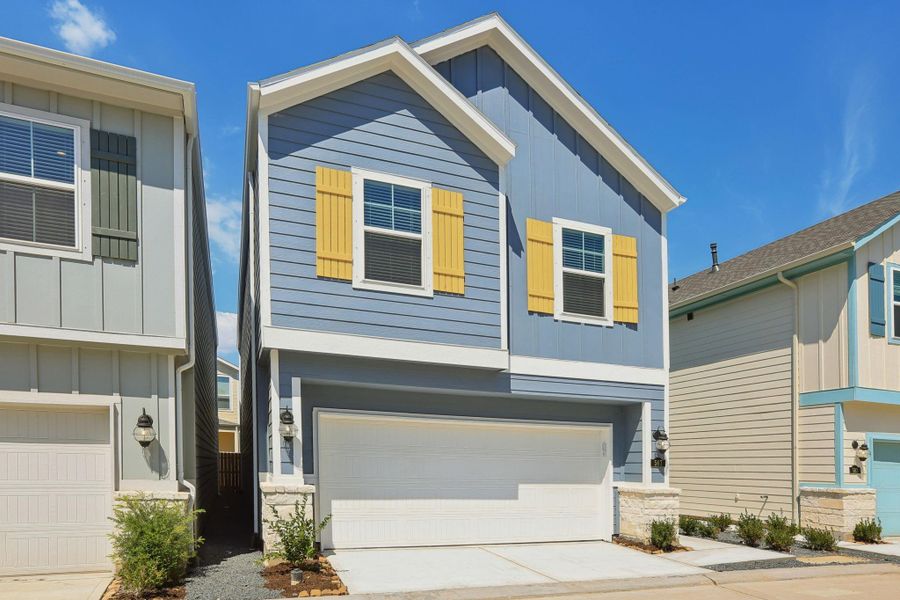Exterior details and patio area of a home in Kemah Crossing - City Series, Kemah (Image 3). Exterior details and patio area of a home in Kemah Crossing - City Series, Kemah (Image 3).