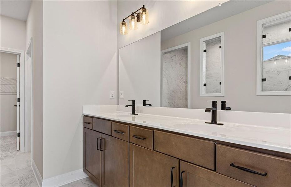 Furnished interior view inside a new home in Del Webb at Lake Oconee, Greensboro (Image 9). Furnished interior view inside a new home in Del Webb at Lake Oconee, Greensboro (Image 9).