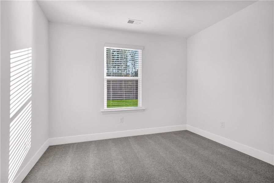 Spacious, unfurnished interior of a new home in Shadow Creek, Jackson (Image 20).