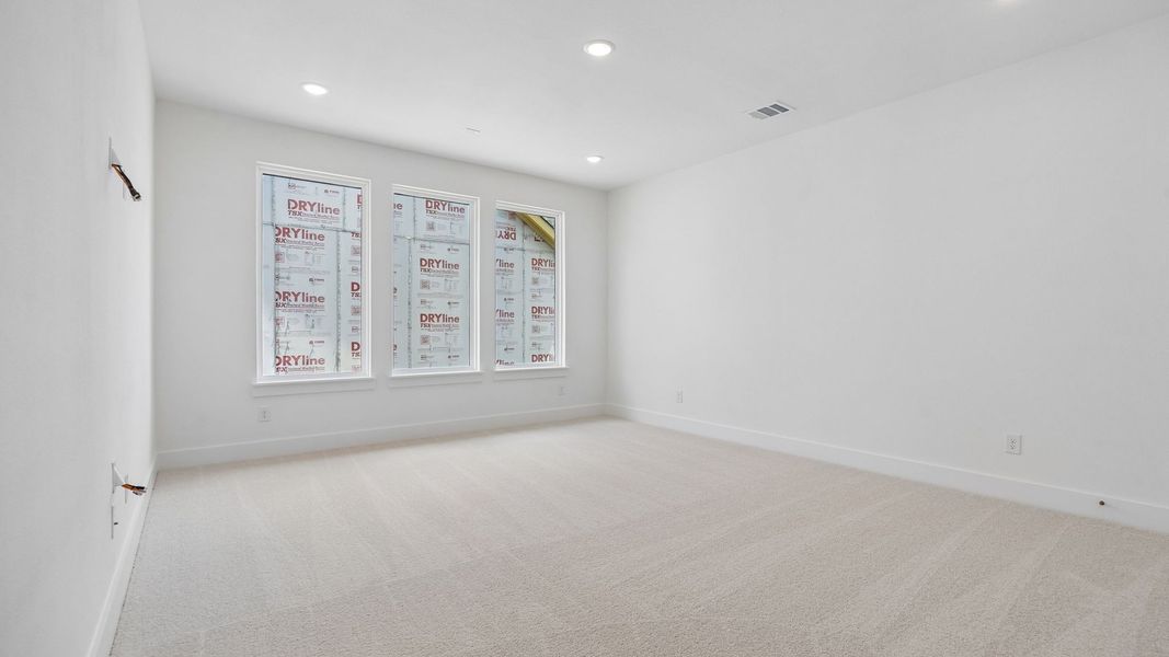 Spacious, unfurnished interior of a new home in Prosper Ridge, Prosper (Image 22).