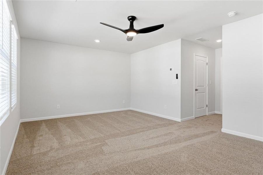 Spacious, unfurnished interior of a new home in Concord Oaks, Powder Springs (Image 12). Spacious, unfurnished interior of a new home in Concord Oaks, Powder Springs (Image 12).