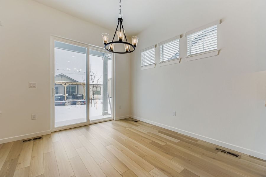 8905 S. Riviera - Dining Area