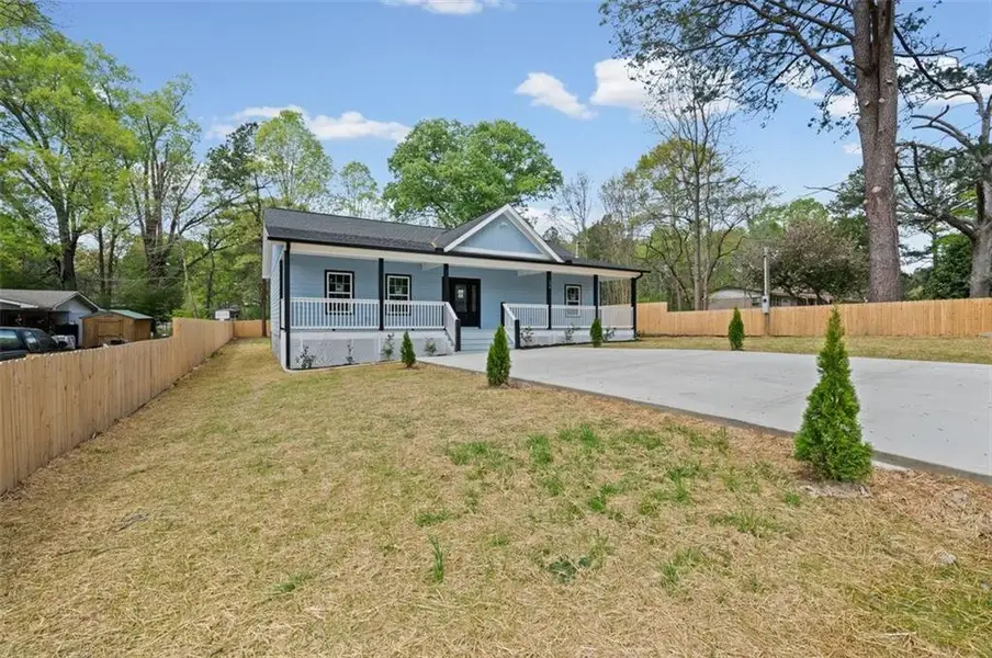Exterior details and patio area of a home in , Rome (Image 27). Exterior details and patio area of a home in , Rome (Image 27).