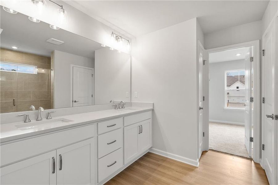 Furnished interior view inside a new home in Riverwood, Dallas (Image 32). Furnished interior view inside a new home in Riverwood, Dallas (Image 32).