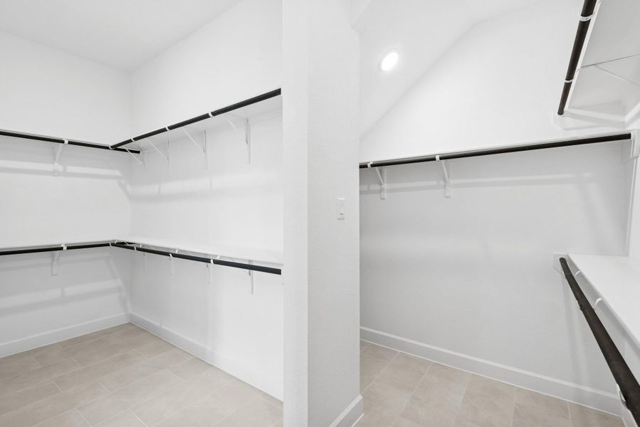 Spacious, unfurnished interior of a new home in Pomona 45' Homesites, Manvel (Image 28).